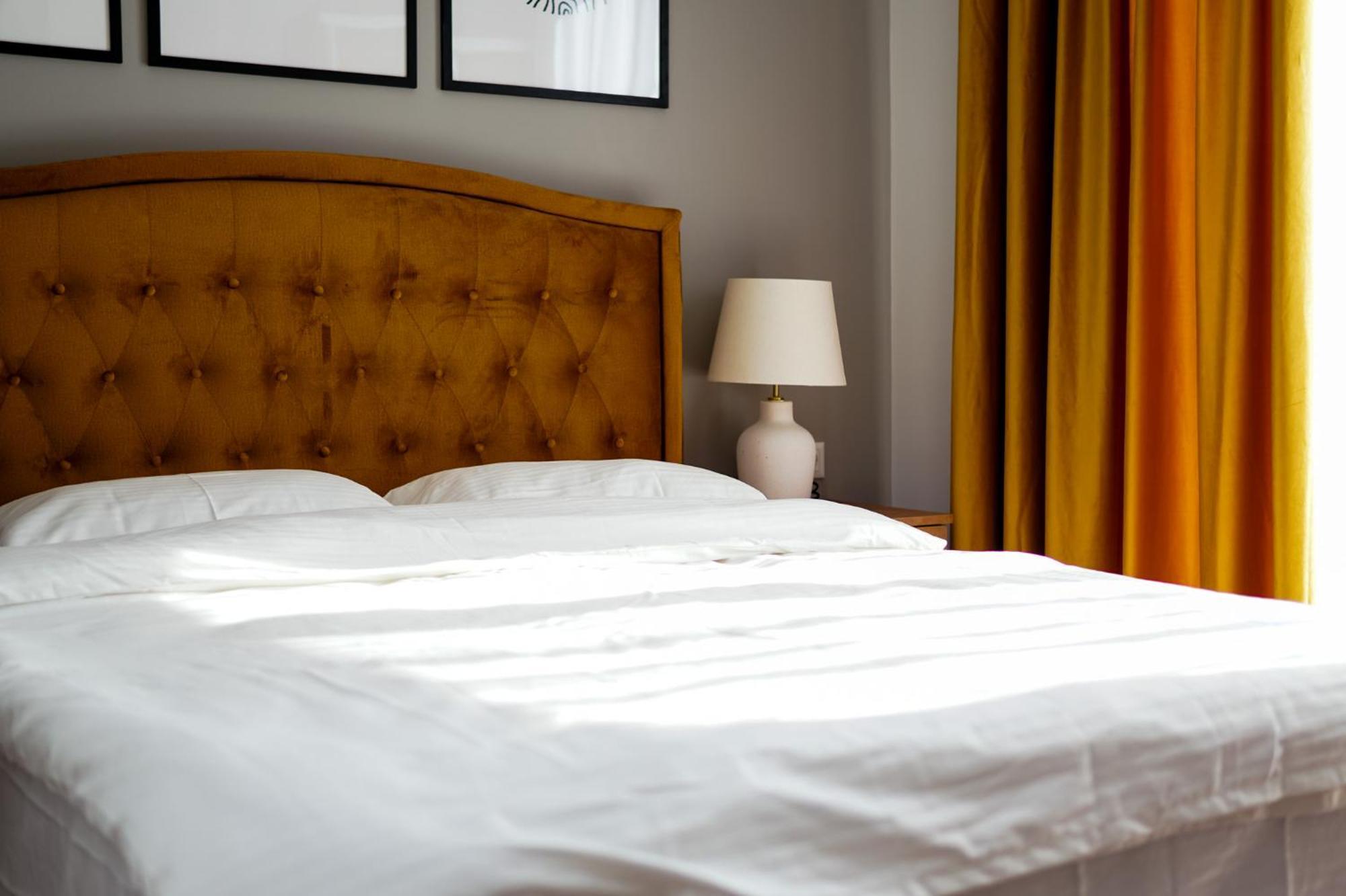 Hotel Fantazia Oradea Luaran gambar